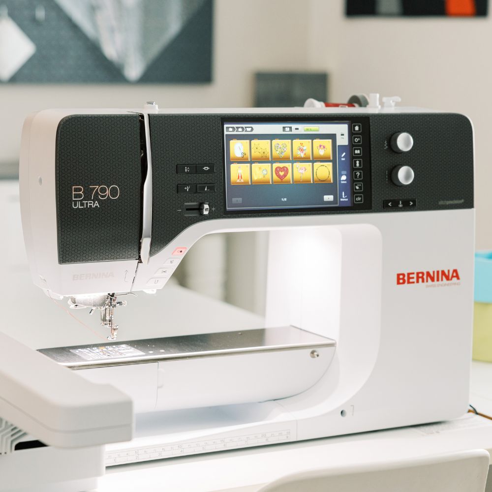 BERNINA 790 ULTRA Näh-, Quilt- und Stickmaschine