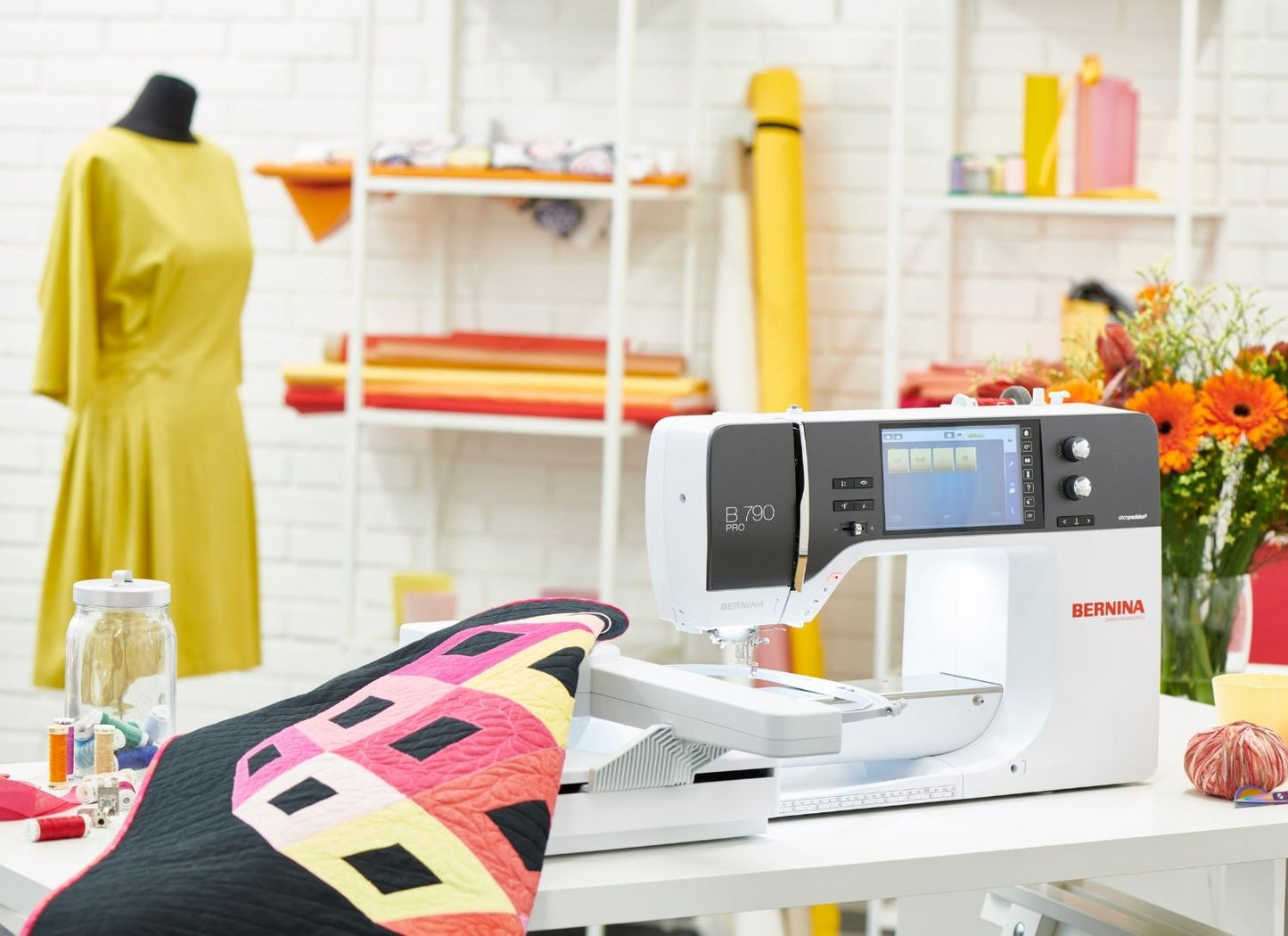 Bernina B790 PRO mit SDT Stickmodul