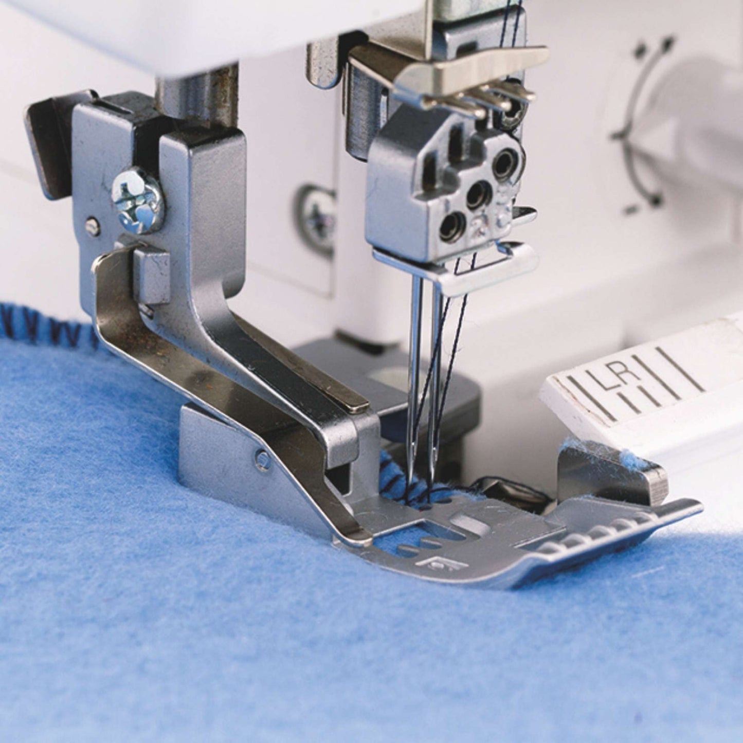 Babylock Kurvenfuß für Coverlock