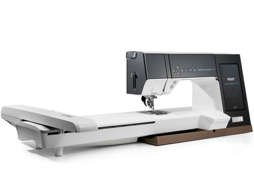Pfaff Creative Expression 750 mit Stickmodul