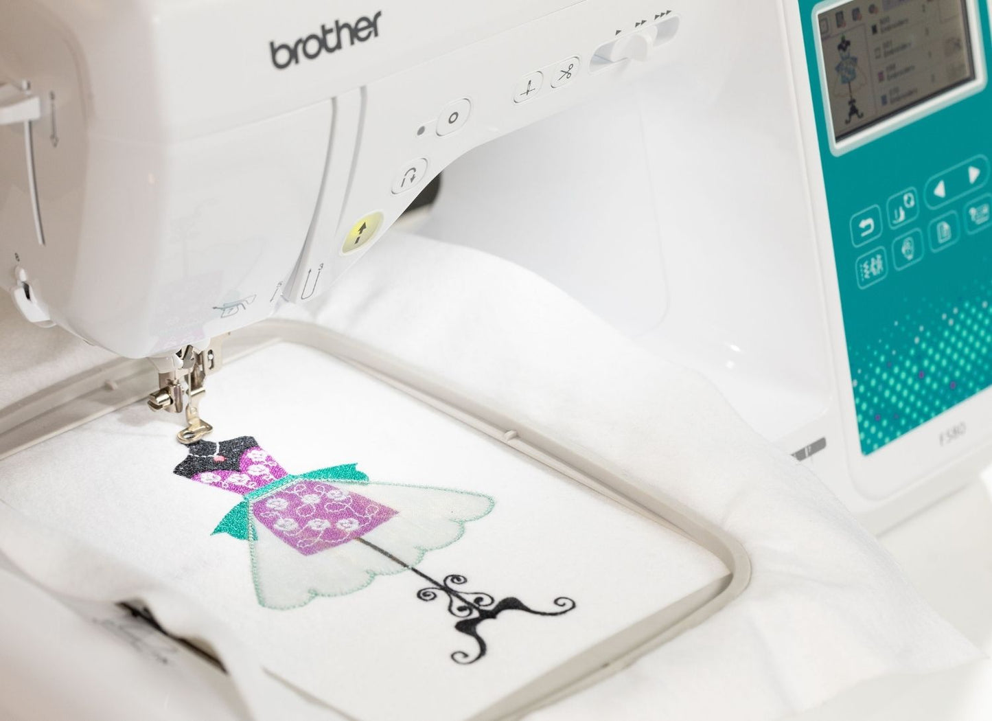 Brother Innov-is F580 mit Stickmodul