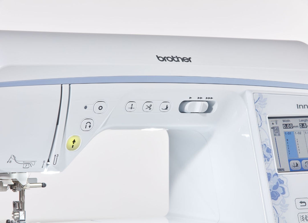 Brother Innov-is 2700 mit Stickmodul