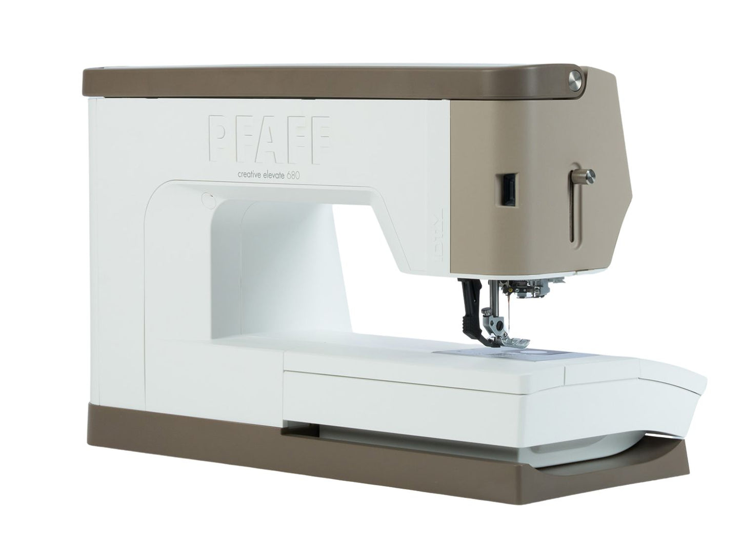 Pfaff creative elevate 680
